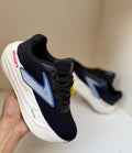 LuxeStep Black Brooks