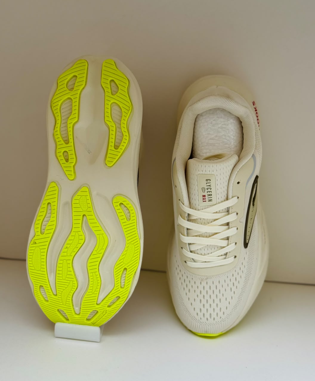 LuxeStep Beige Brooks
