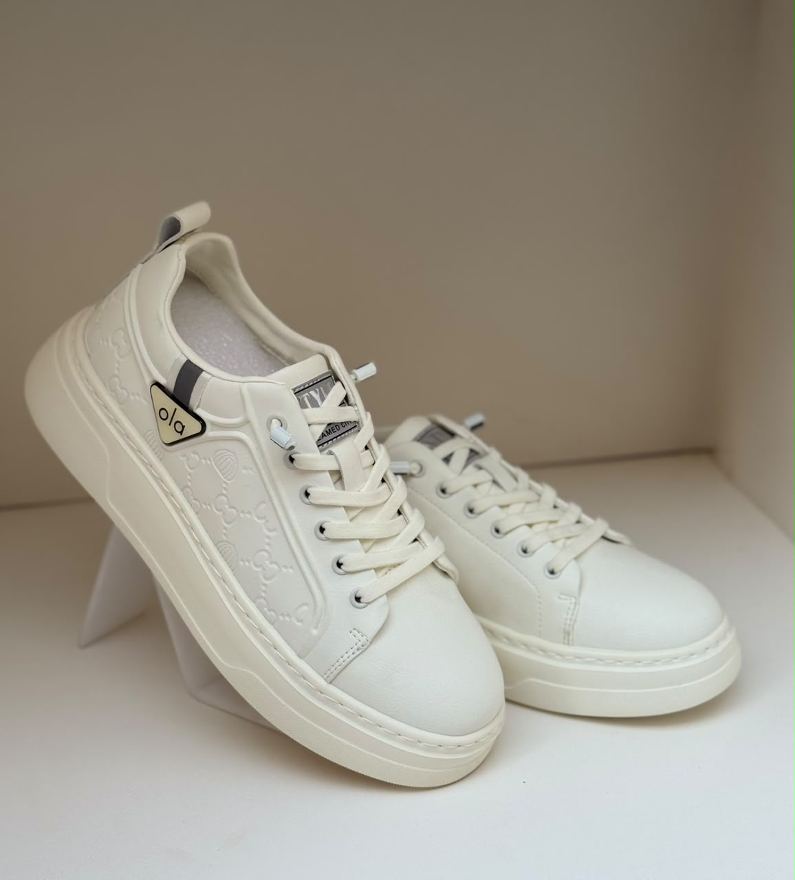 White Noir Luxe Street Sneaker