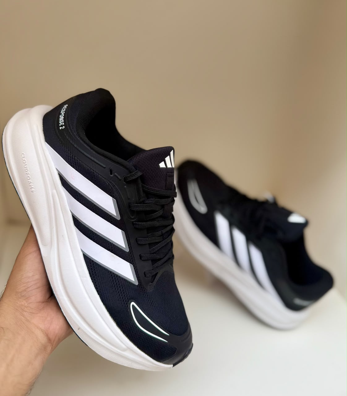 AeroFlex Black Runner