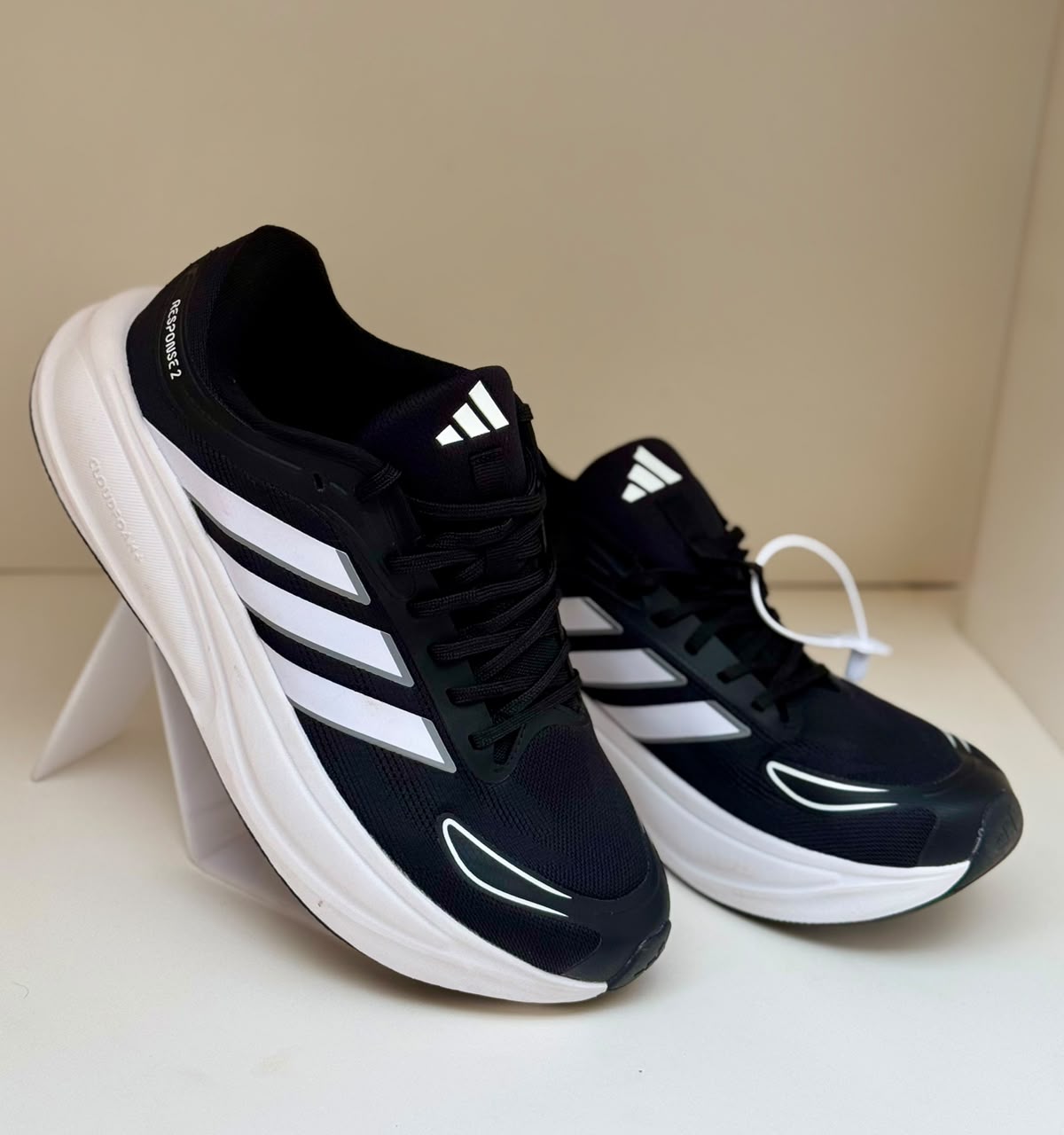 AeroFlex Black Runner