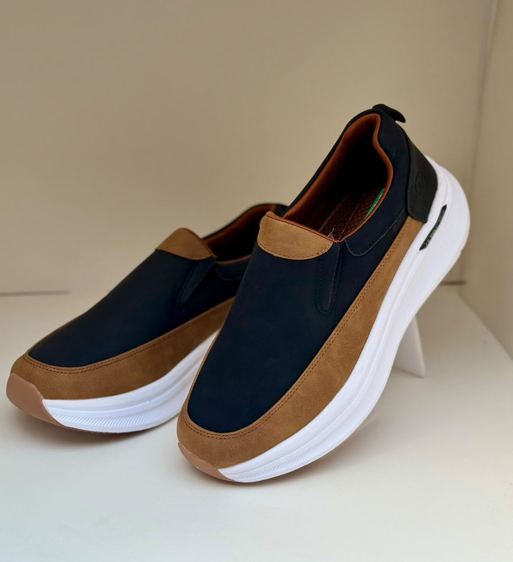 Men's Classic Navy Tan Casual Slip-Ons