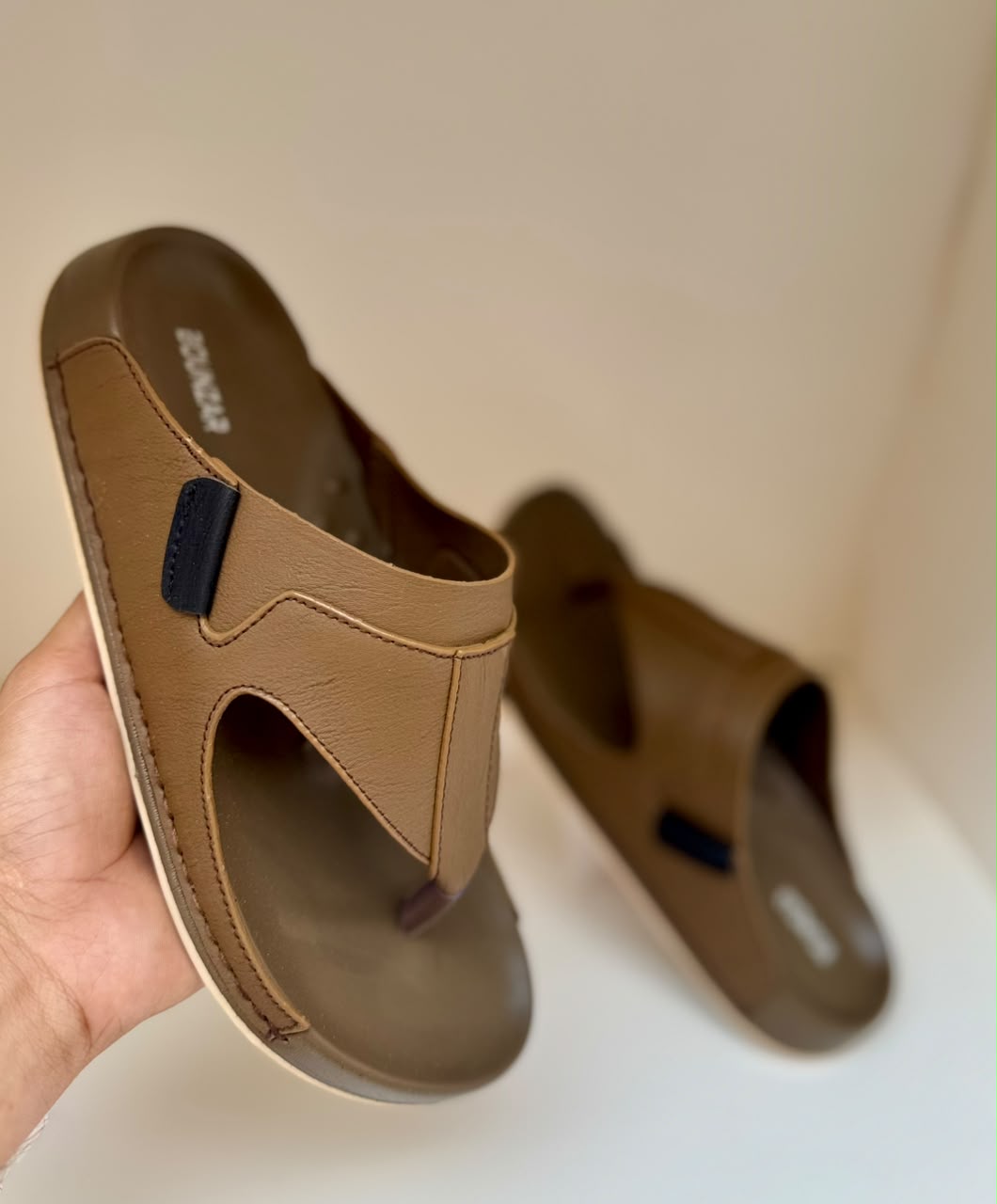 Aero Dark Brown Leather Slipper