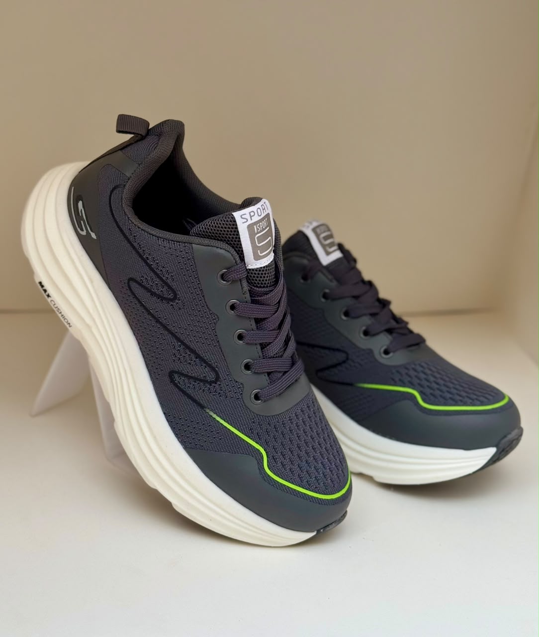 ShadowVolt Runners Grey