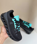 CloudCore Black Runners