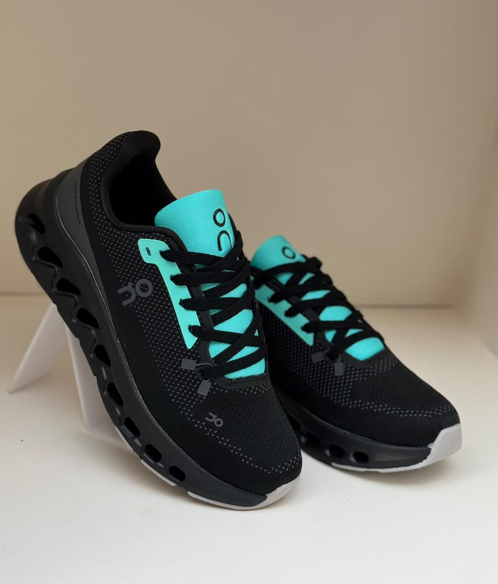 CloudCore Black Runners