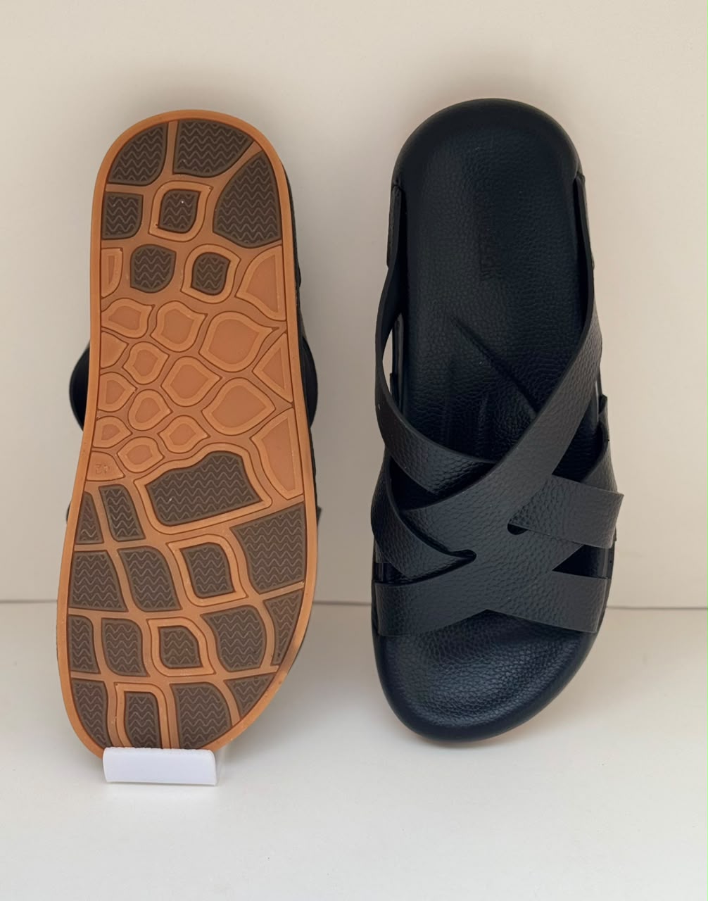 UrbanStep Black Four Cross Comfort Slippers