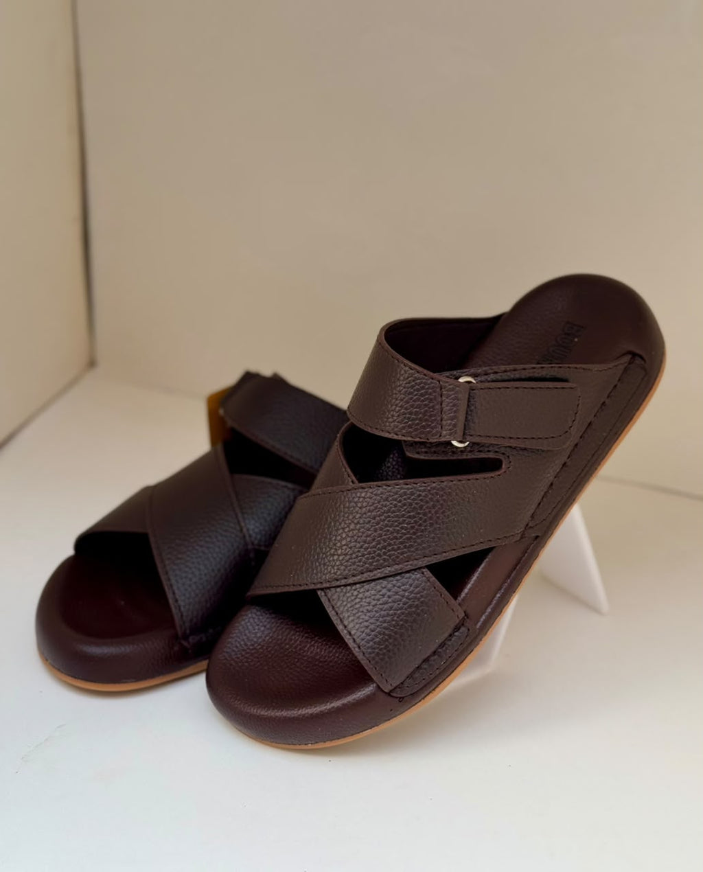 UrbanFlex Brown Double-Cross Slippers